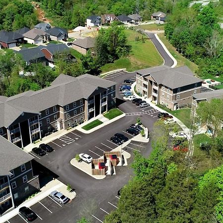 Full Kitchen,King,W/D,Netflix,2 Smart Tvs,Parking Apartment Louisville Exterior photo